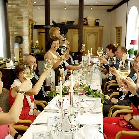 Klosterschaenke Hude Hotel Ferienwohnungen Restaurant Cafe المظهر الخارجي الصورة