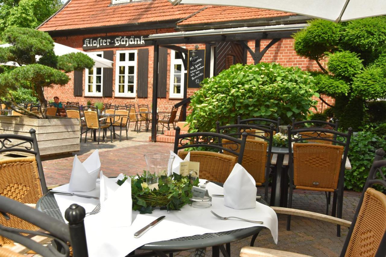 Klosterschaenke Hude Hotel Ferienwohnungen Restaurant Cafe المظهر الخارجي الصورة